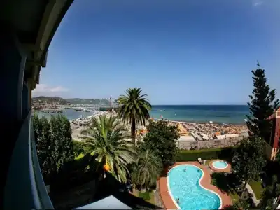 Garden Lido - 99