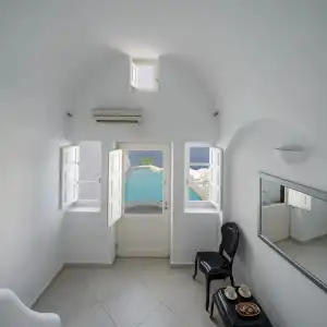 Above Blue Suites - 152