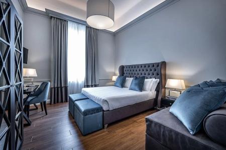 Ungherese Small Luxury - 116