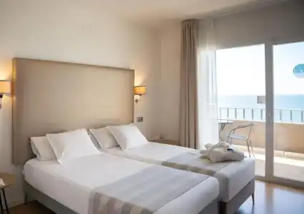 Fay Victoria Beach - 38