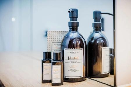 A Place - Boutique Emile - 36