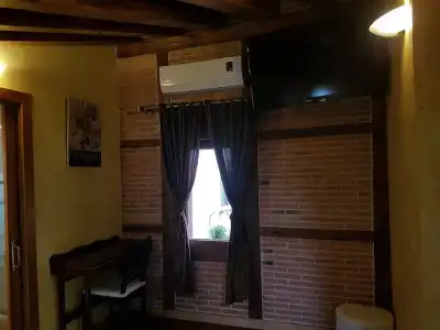 Hostal Segovia - 1