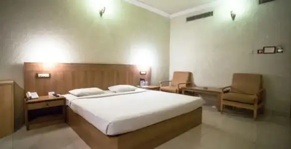Nandhini R.T.Nagar - 3