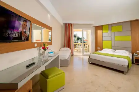 Houda Yasmine Marina & SPA - 4