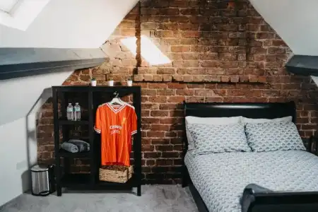 Flat Iron Anfield - 81