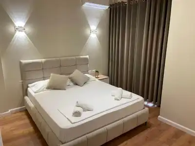Arial Penthouse Suites - 261