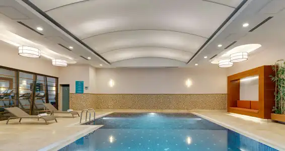 DoubleTree by Hilton Van - 21