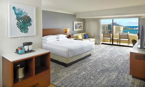 Hilton Hawaiian Village Waikiki Beach Resort - 44