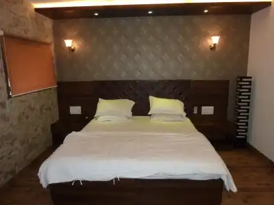 Regal Palace - 5