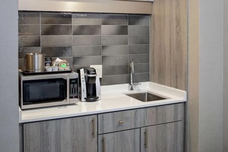 DoubleTree by Hilton Tulsa Downtown - 47