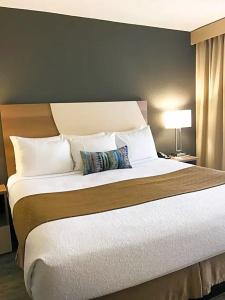 Best Western Plus Atlantic Beach Resort - 62