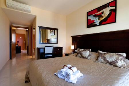 Blue Waves Resort - 5