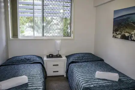 Surfers Beach Holiday Apartments - 70