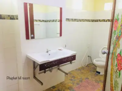 Phuphet Hill Resort - 12