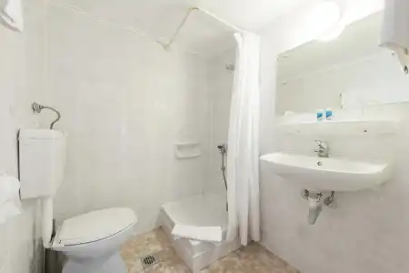 Esperia - 8