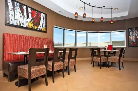 Best Western Premier Freeport Inn Calgary Airport - 33