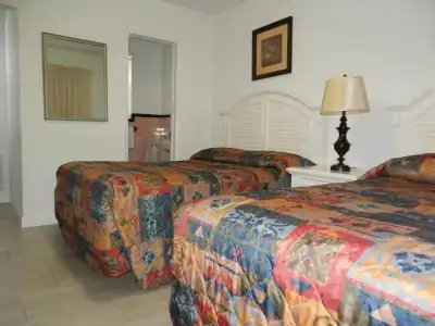 Shell Motel - 40