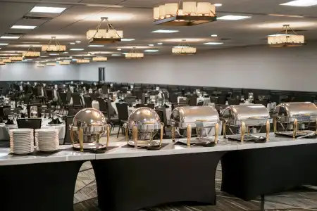 Embassy Suites by Hilton Austin Central - 39