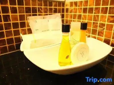 August Suites - 61