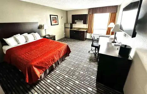 SureStay Plus by Best Western Lubbock Medical Center - 5