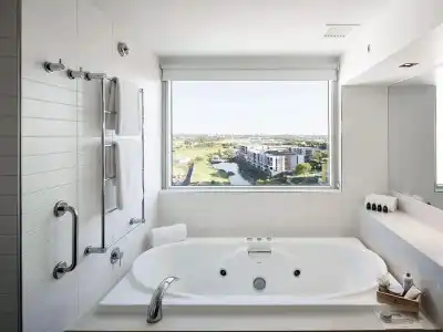 Crown Metropol Perth - 8