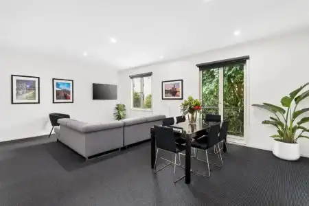 Quest Prahran - 50