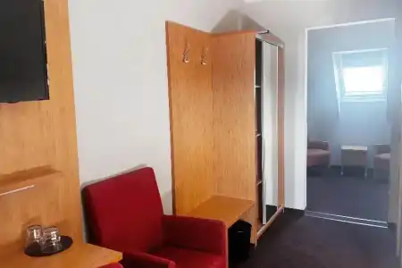 Garner Stuttgart - Zuffenhausen by IHG - 68