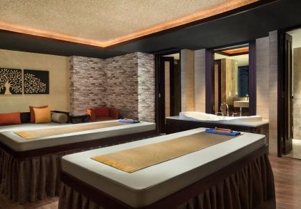 Courtyard by Marriott Bandung Dago - 6