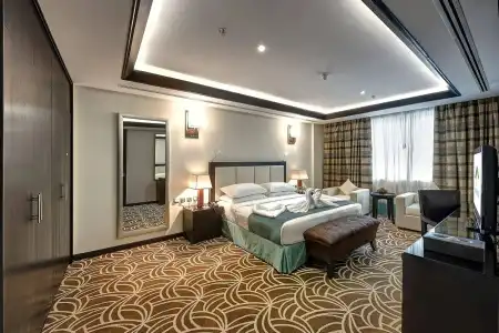 Pavilion Palace - 10
