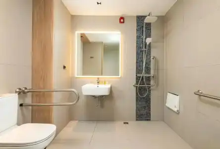 Hilton Garden Inn Phuket Bang Tao - 17