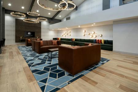 DoubleTree by Hilton Bakersfield - 29