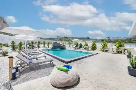 Santoterra Antigua Suites - 32