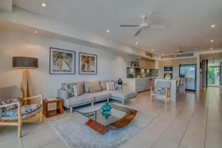 Coconut Grove - 27
