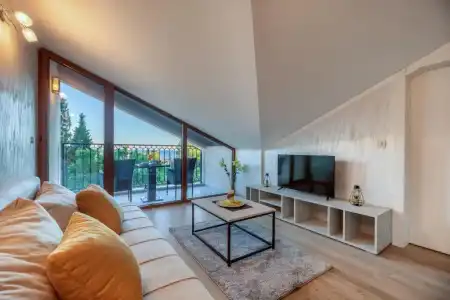 Luxury Apartments Queen - 27