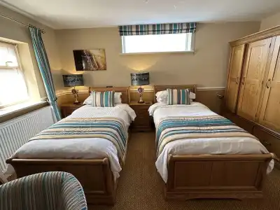 Chester House Guest House - 225