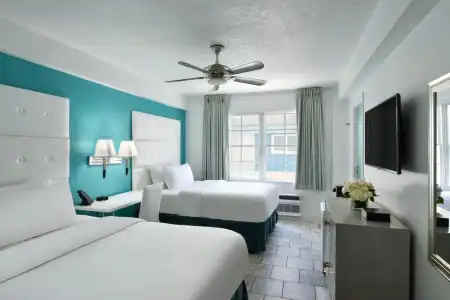 Beacon South Beach - 35