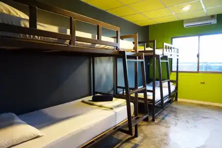 B&B House & Hostel - 4