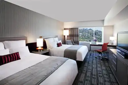 Loews Hollywood - 58