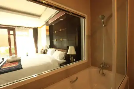 Baan Ratchiangsaen - 111
