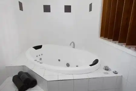 Comfort Inn On Raglan - 74