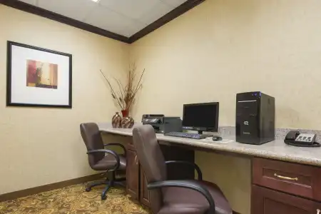 Comfort Inn & Suites Galveston Central Island near Pier - 14
