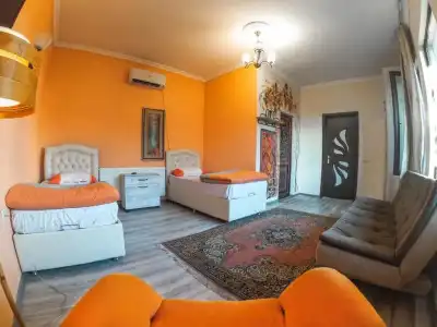 Batumi Wonderland Guest House - 54
