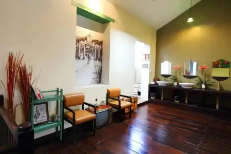 Luang Poj Boutique Hostel - 13