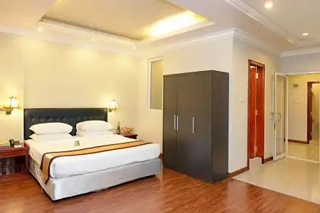 Grand United Ahlone Branch - 135