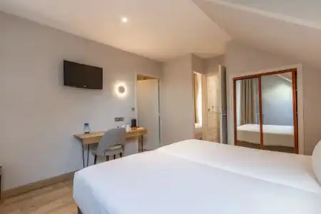 Kyriad Saint Malo centre Plage - 104