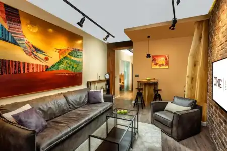 One Luxury Suites - 126