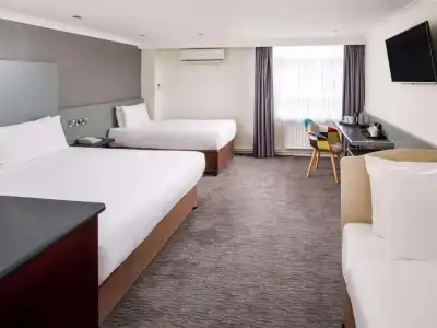Mercure Chester Abbots Well - 82