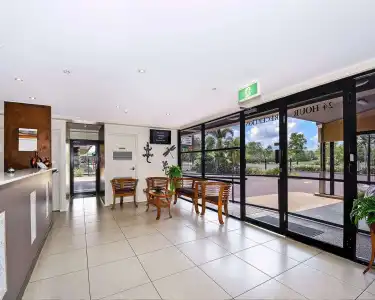 Quality Darwin Airport - 7