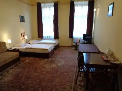 Globtroter Guest House - 22