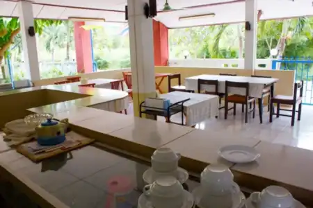 Sichang Shine Khao Resort - 20